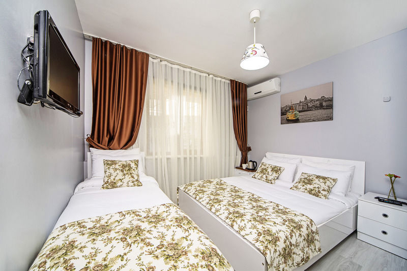Otel Taksim Square Seven 3*