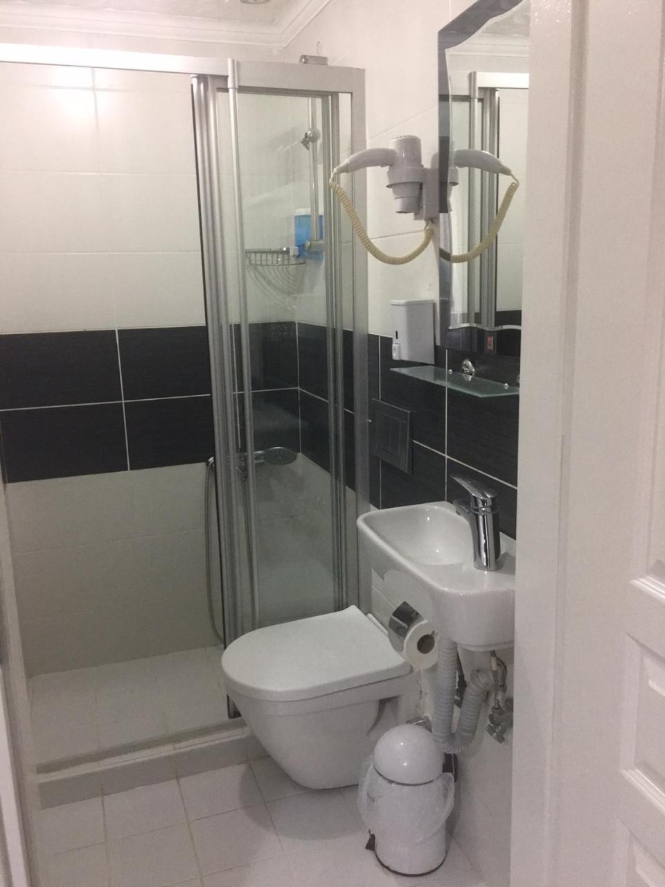 Taksim Square Seven 3*